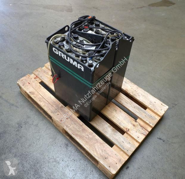Manipulačné príslušenstvo   24 Volt 3 PzS 375 Ah