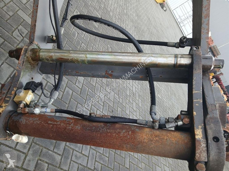 تجهيزات المناولة Volvo L35B-ZM2810515-Lifting...