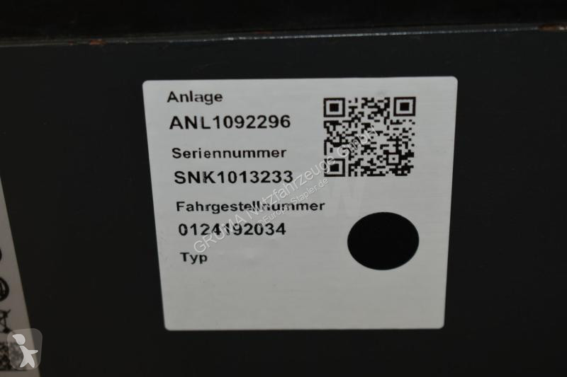 تجهيزات المناولة Linde  90 Volt  737 Ah