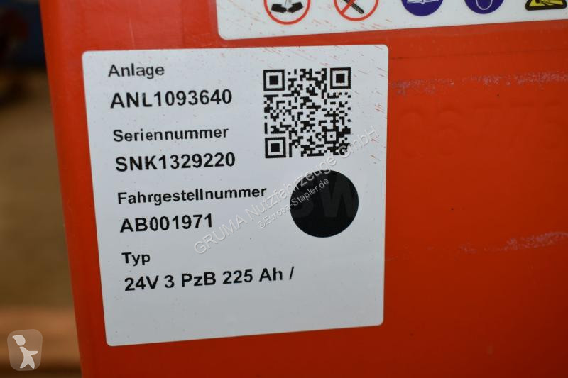 Manipulačné príslušenstvo   24 Volt 3 PzB 225 Ah