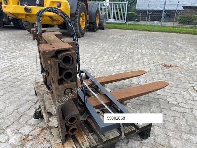 Manipulačné príslušenstvo  (2668)...