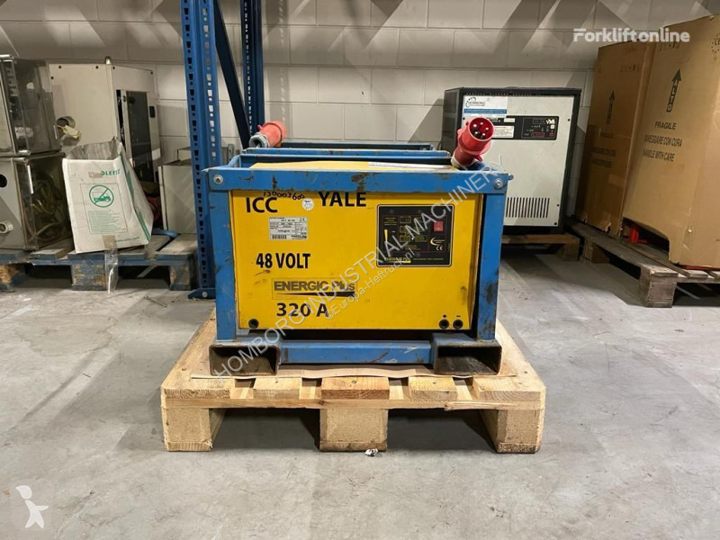 Magazijnmachines  48 Volt Acculader Heftruck...