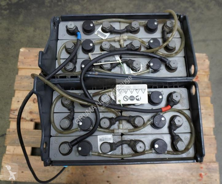 Manipulačné príslušenstvo   24 Volt 3 PzS 375 Ah