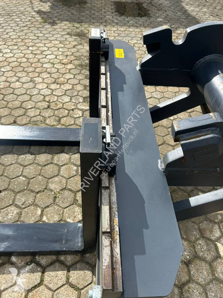 Manipulačné príslušenstvo  Pallet Forks CW30...