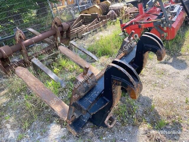 Echipamente pentru manipulare Caterpillar...