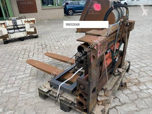 Manipulačné príslušenstvo  (2668)...
