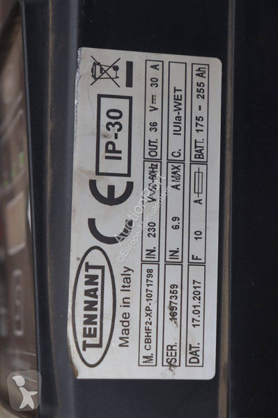 Maquinaria de limpieza Tennant 6100