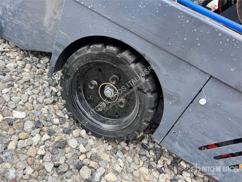 Echipament de curățare  Kaster S13 Broom...