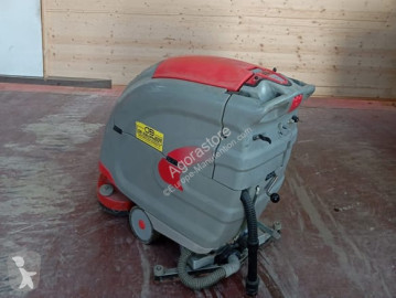 Comac scrubbing machine