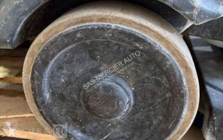 معدات التنظيف Nilfisk autolaveuse sur batterie