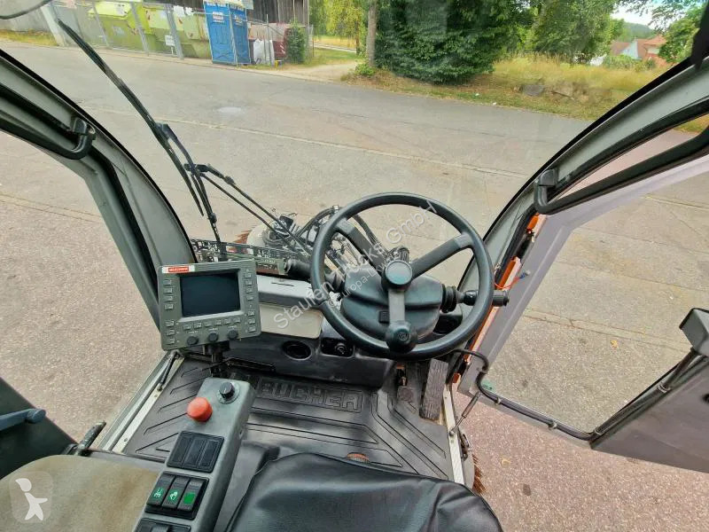 Echipament de curățare  Kehrmaschine...