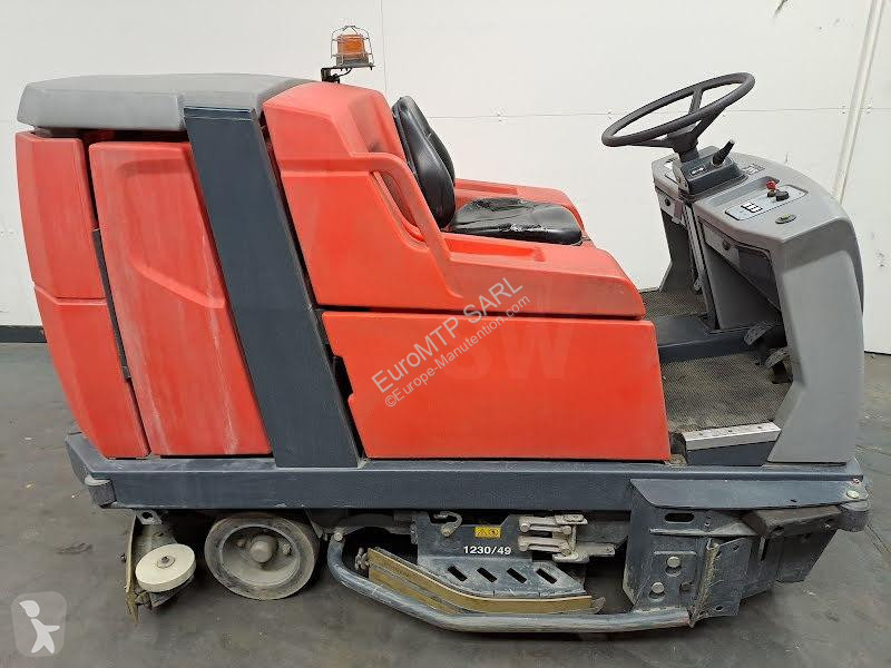 معدات التنظيف Hako  B 310 R TB 1230