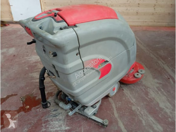 Comac scrubbing machine