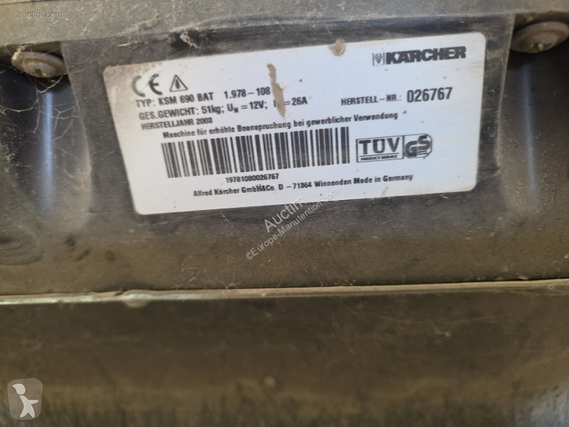 Maquinaria de limpieza Kärcher ksm 690 bat