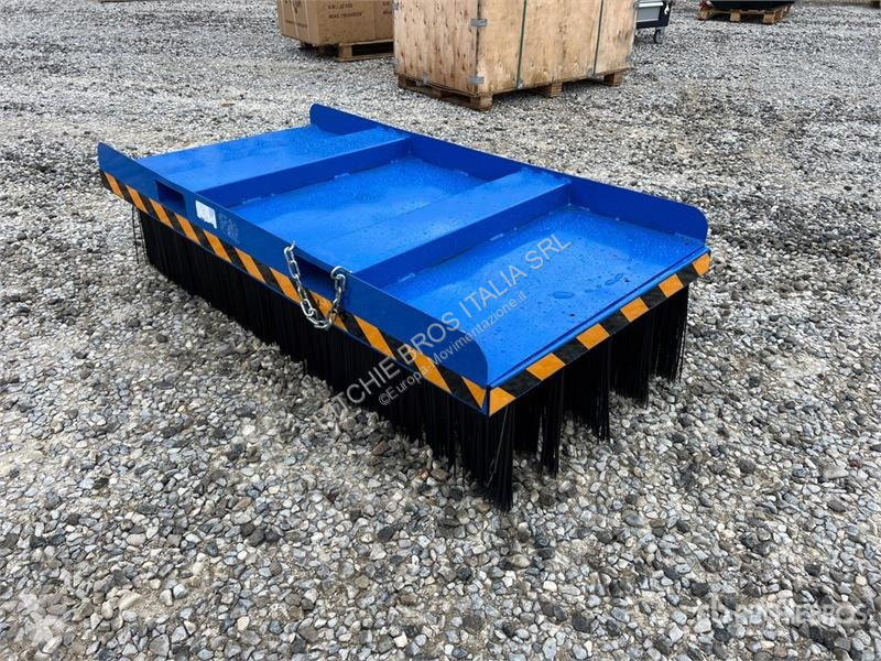 Echipament de curățare  Rolfi Lift Truck Broom...