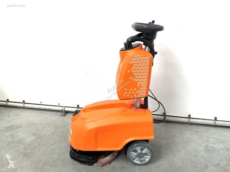 معدات التنظيف Daewoo daxm30