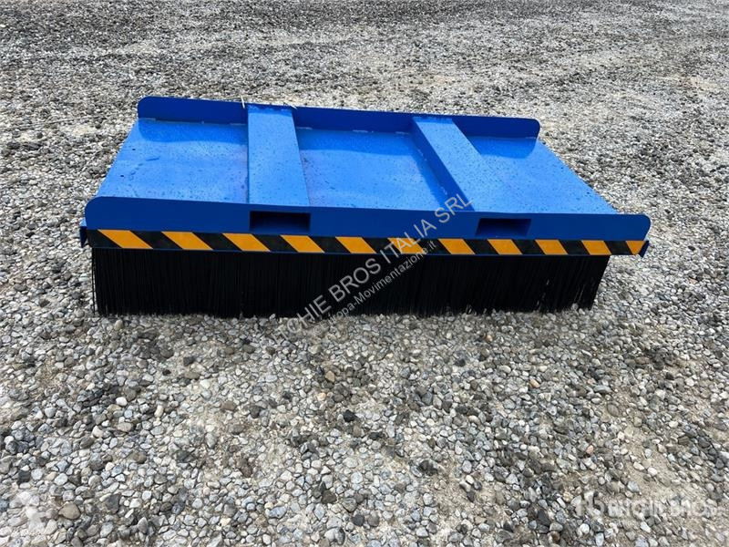 Echipament de curățare  Rolfi Lift Truck Broom...