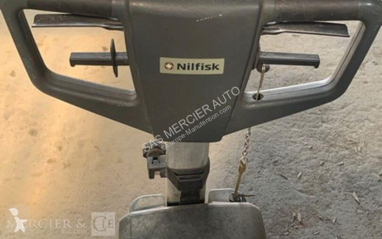 Echipament de curățare Nilfisk monobrrosse