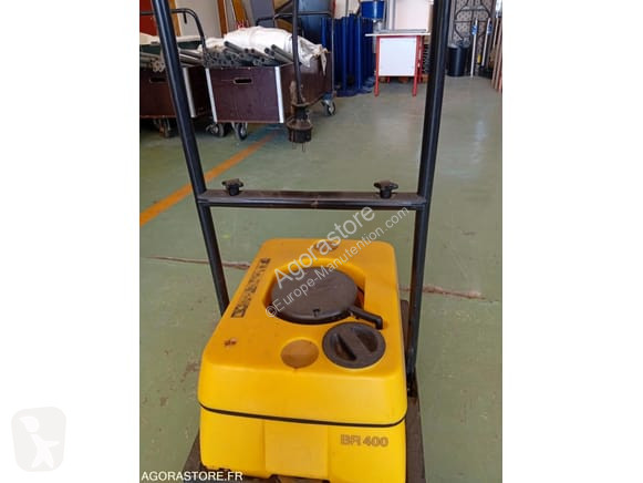 Cleaning equipment