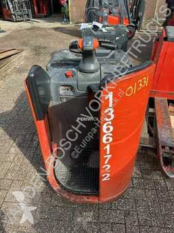 Транспалетна количка Linde
