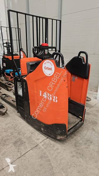 منصة نقالة Toyota LPE200 LPE200