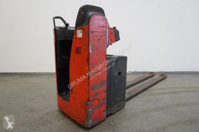 منصة نقالة مع سائق جالس Linde