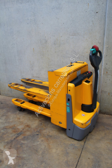 منصة نقالة Jungheinrich EJE C20 C20
