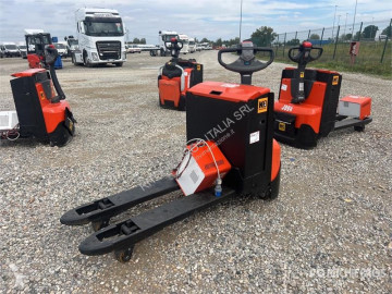 Transpalet cu operator pedestru Toyota