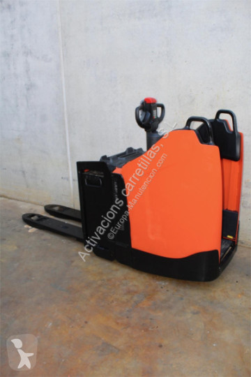 Transpaleta BT LPE200