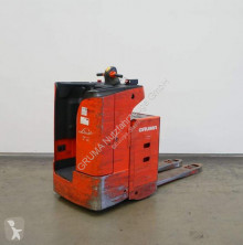 Транспалетна количка Linde T 20 SF/144 с платформа за прав водач втора употреба