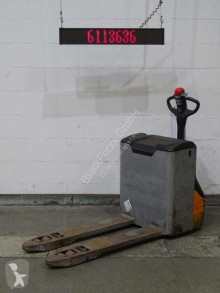 منصة نقالة Still ECU 18 مستعمل