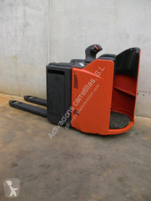 Transpaleta de conductor a pie Linde T 20 SP