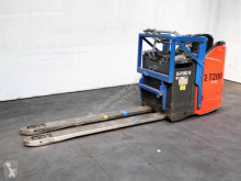 Transpaleta Linde T 20 SP acompañante usada