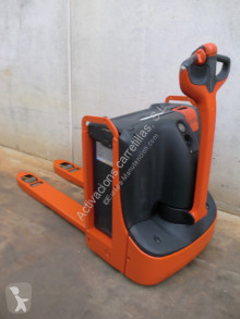 Linde pedestrian pallet truck T 16