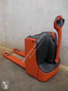 Linde pedestrian pallet truck T 16
