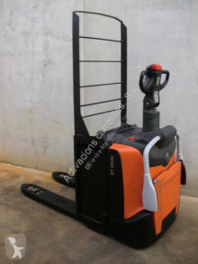 BT LPE 200 FRUTERA Niederhubwagen gebrauchter Fahrerstand