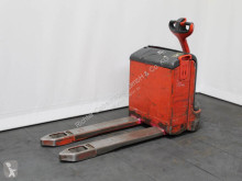 Transpalette accompagnant Linde T 18 360