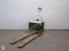 Transpaleta Caterpillar NPP20M usada