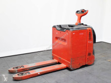 Transpalette accompagnant Linde T 16 AP 131