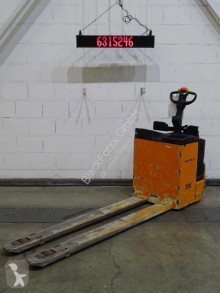 Still tsx20 pallet truck used