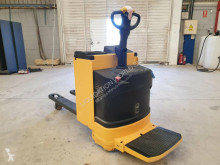 Transpaleta de conductor a pie OM TSX20 Electric pallet truck