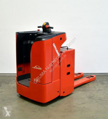 Transpaleta de conductor a pie Linde T 20 SF/144