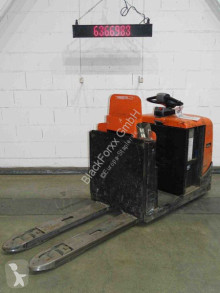 Transpaleta BT ose250 usada
