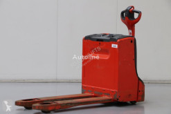 Empilhador porta paletes Linde T18 usado