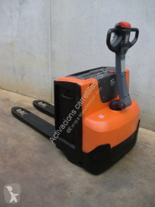 Transpalette accompagnant BT LWE 200 LWE 200