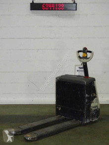 Transpaleta Crown WP 3020 usada