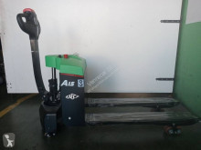 Transpaleta HC CBD15-AMC1 de conductor a pie nueva