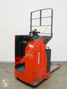 Transpaleta de conductor a pie Linde T 20 SF/144