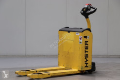 Transpalette accompagnant Hyster P1.3