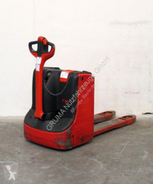 Empilhador porta paletes Linde T 16 1152 usado